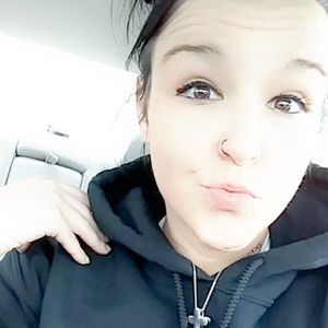 Meet your Posher, Chrissy